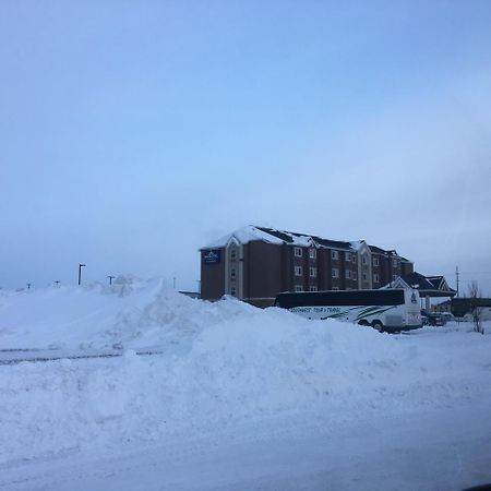 Microtel Inn & Suites By Wyndham Moorhead Fargo Area Exterior foto